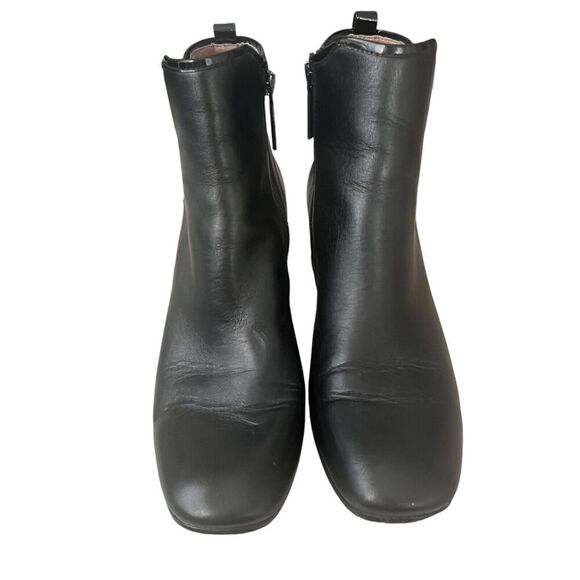 Donald Pliner Women’s size 7. 5 N Leather Ankle Zip Boots Cayto Block Heel Black - Picture 2 of 13